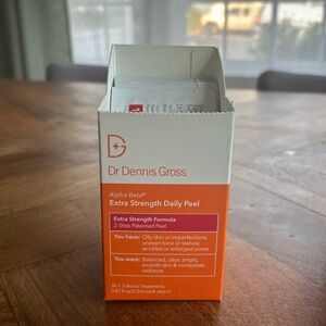 Dr Dennis Gross Extra Strength Daily Peel Pads x 11 treatments (Expired 02/2024)